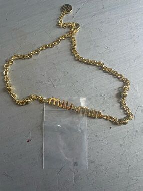 18 k Gold  plate adjustable  
Plate Necklace